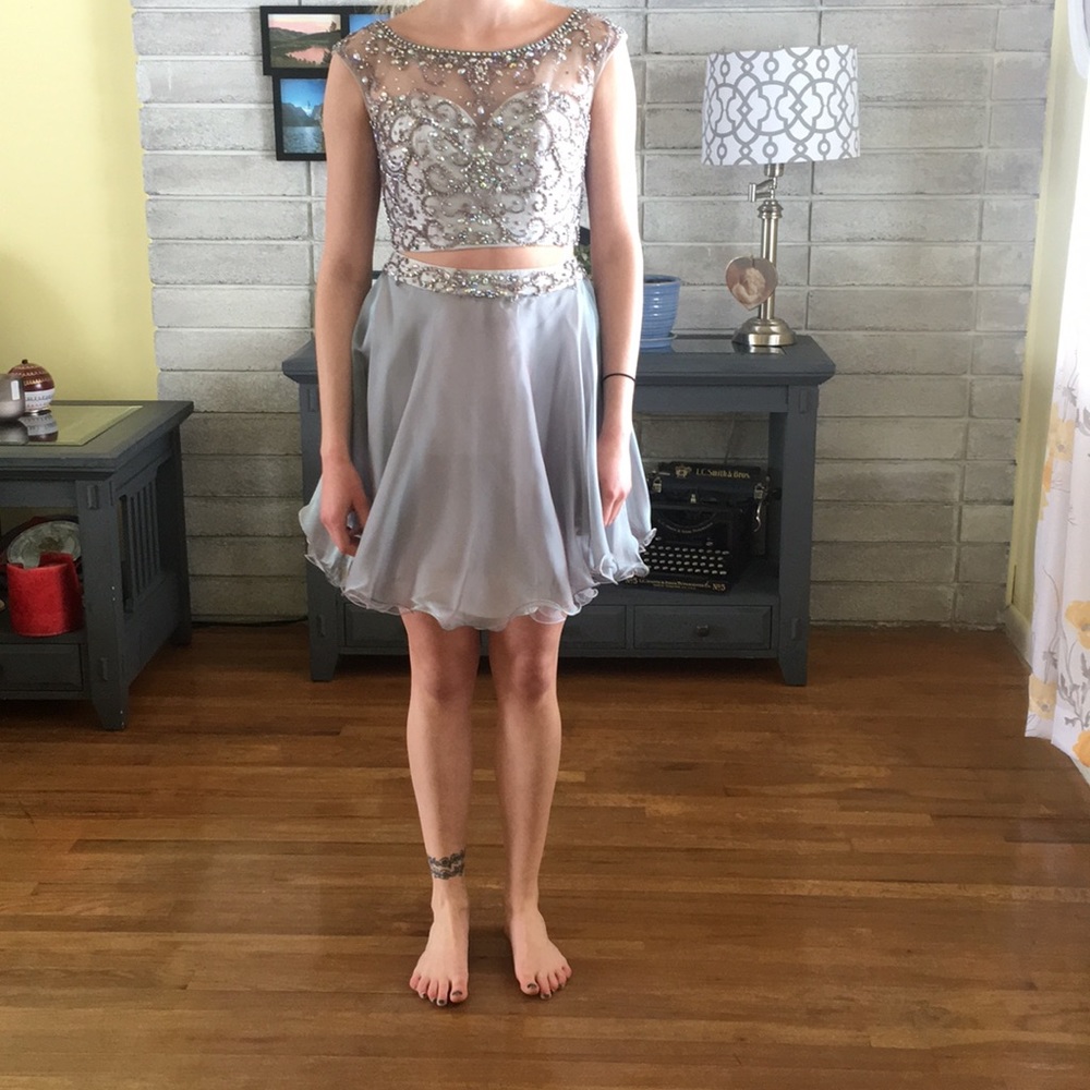 Two piece short prom dress